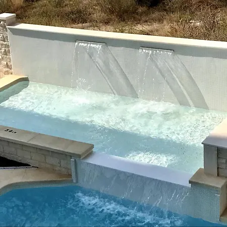 Impresionante Con Terraza De 100 M2 Апартаменти *
