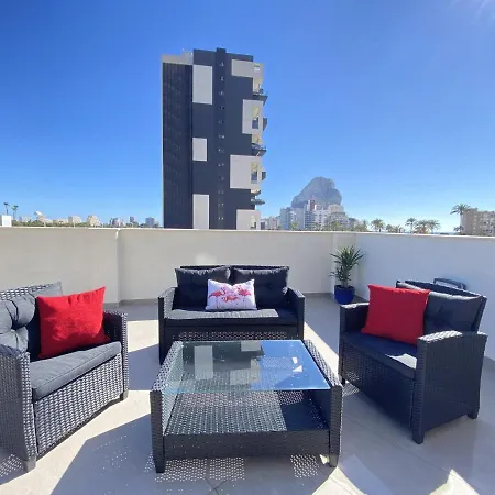 Impresionante Con Terraza De 100 M2 * Кальпе